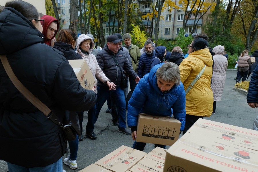 Підтримка тих, хто вимушено залишив дім, триває Підтримка тих, хто вимушено залишив дім, триває