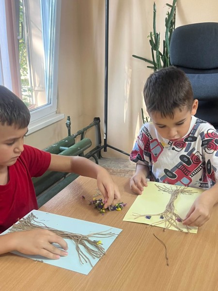 Творимо красу власноруч: майстерклас із сухоцвітів