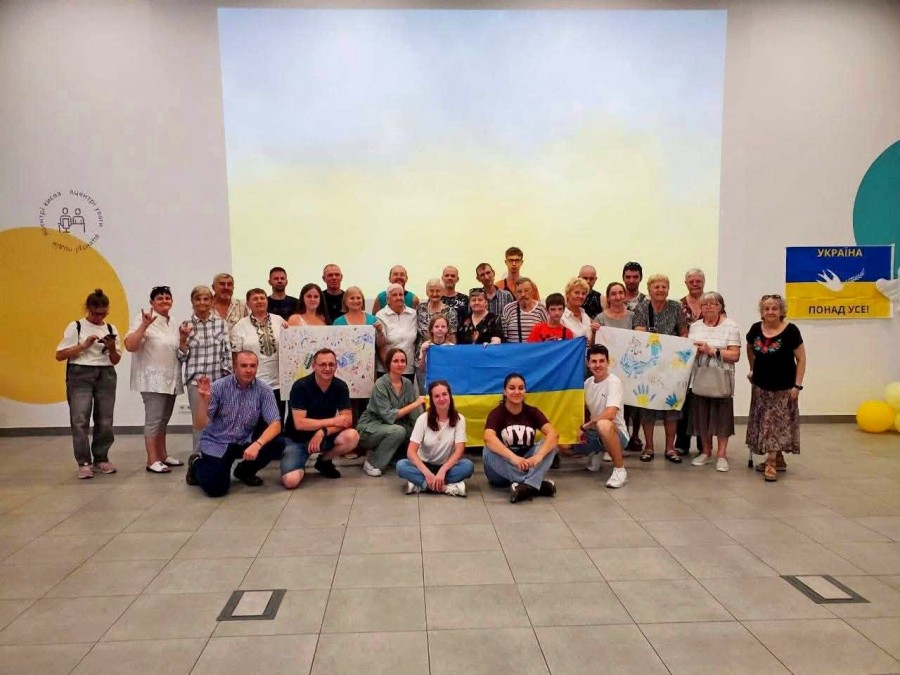 У Vcentri HUB: Дніпровський провели інформаційну годину до Дня Державного Прапора та Дня Незалежності України