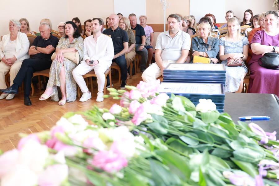 До дня медичних працівників