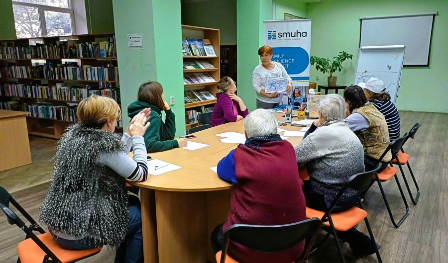 У Бібліотеці на Русанівці провели арттерапевтичне заняття з нейрографіки