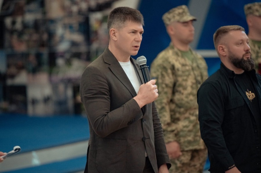 Власний дім для Героїв: ветеранам та родинам полеглих Захисників вручили житлові сертифікати».