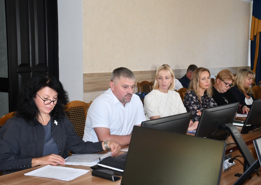 У Дніпровській РДА обговорили подальші кроки з розвитку безбар’єрного середовища