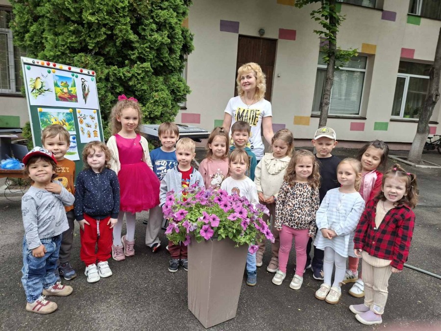 Літо в закладах дошкільної освіти Печерського району — це маленькі пригоди, щирий сміх і незабутні відкриття щодня!