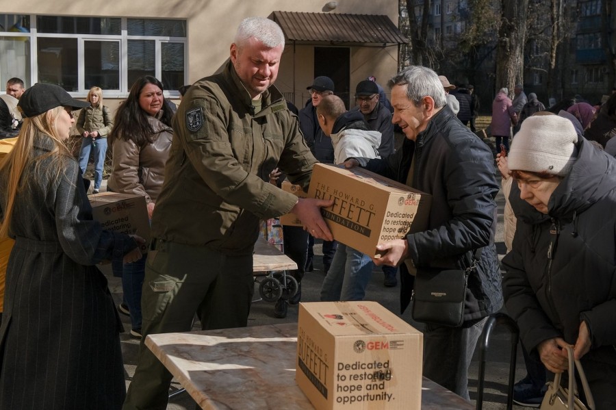 У Солом’янському районі передали продуктові набори для внутрішньо переміщених осіб