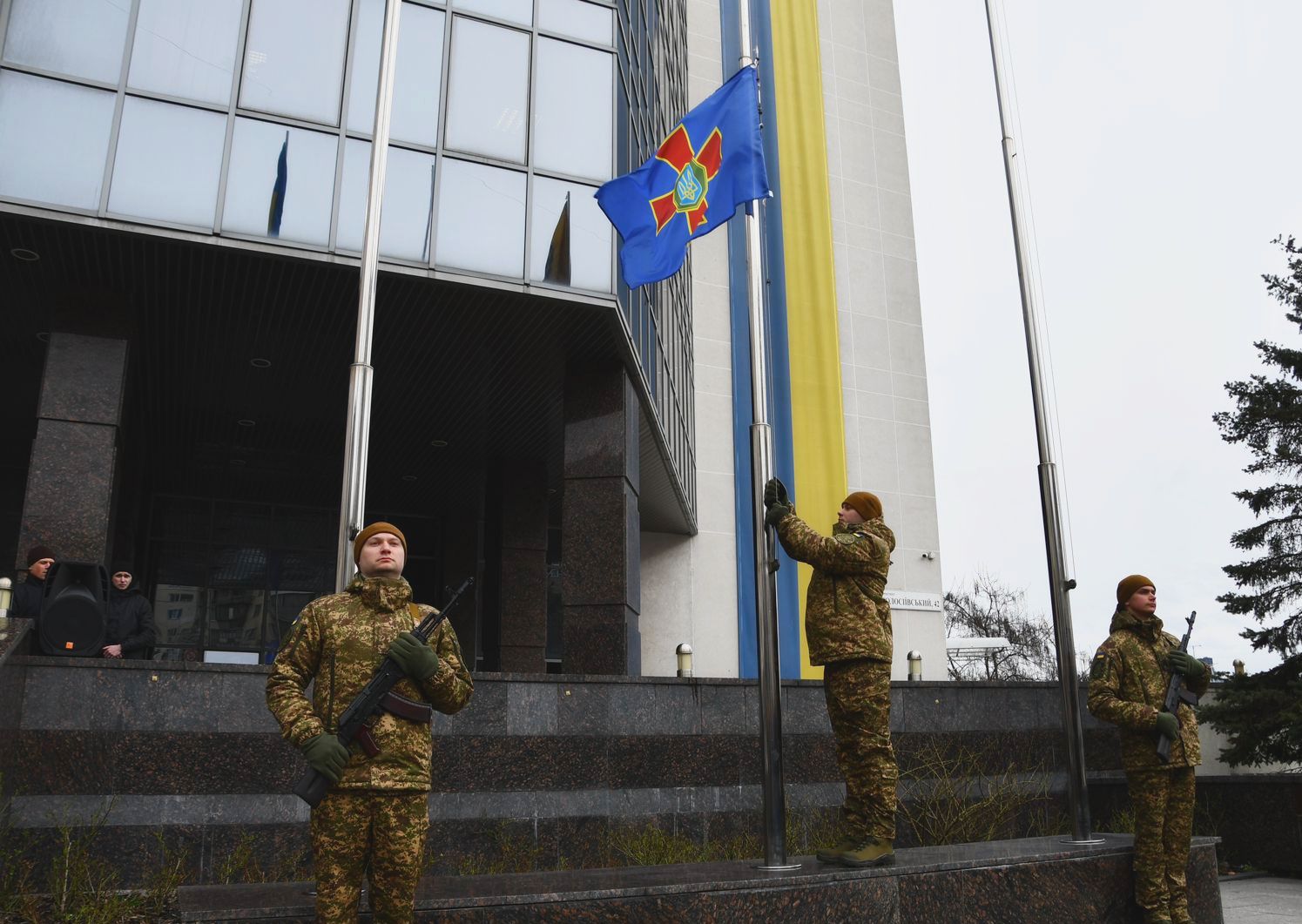 Церемонія підняття прапора з нагоди 10-ї річниці Національної гвардії України