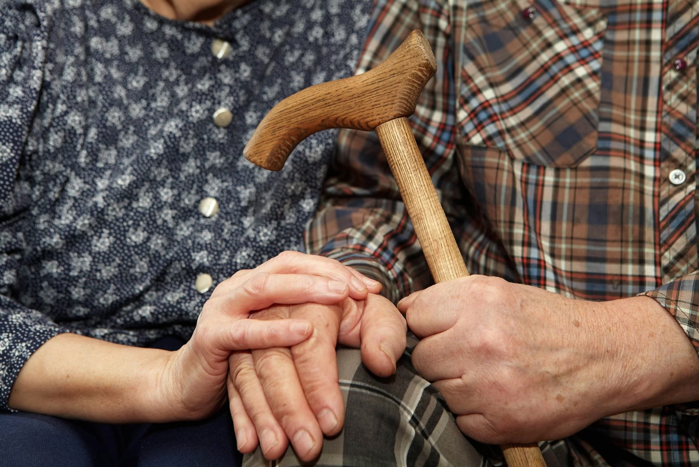 ДЕРЖАВНА СОЦІАЛЬНА ДОПОМОГА НА ДОГЛЯД ОДИНОКИМ ОСОБАМ, ЯКІ ДОСЯГЛИ  80-РІЧНОГО ВІКУ ТА ЗА ВИСНОВКОМ ЛІКАРСЬКО-КОНСУЛЬТАТИВНОЇ КОМІСІЇ  ПОТРЕБУЮТЬ ПОСТІЙНОГО СТОРОННЬОГО ДОГЛЯДУ | Голосіївська районна в місті  Києві державна адміністрація