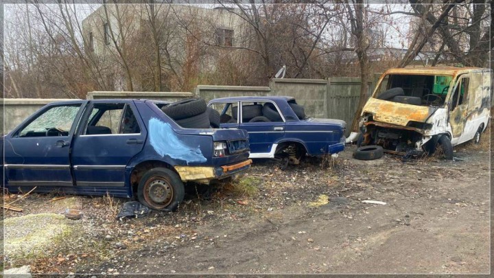 Покинуті транспортні засоби на території Голосіївського району