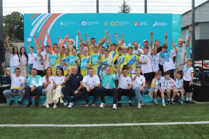 Вітаємо переможців «Пліч-о-пліч всеукраїнських шкільних ліг» з регбі-5!