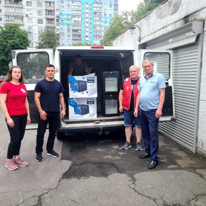 Продовжуємо підтримувати тих, хто щодня стоїть на передовій гуманітарного фронту