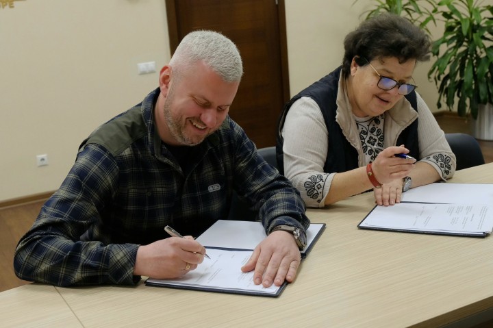Підписано меморандум про співпрацю з Благодійним фондом “Help for Ukrainians” Підписано меморандум про співпрацю з Благодійним фондом “Help for Ukrainians”