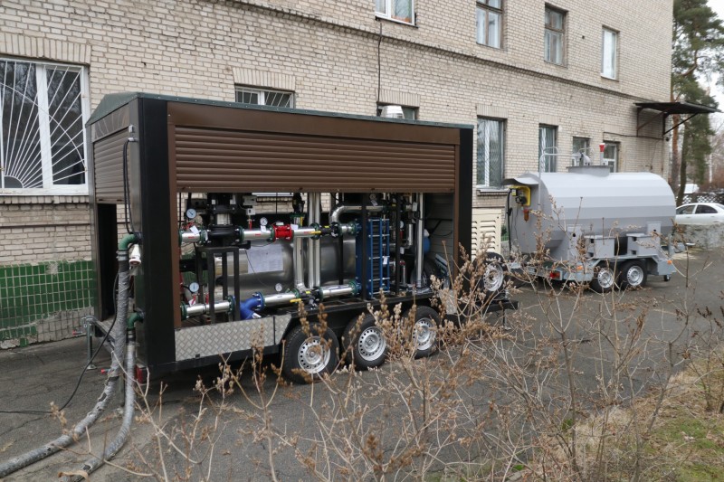 &laquo;київтеплоенерго&raquo; розгортало 8 мобільних котелень для обігріву лікарень столиці після ракетного обстрілу 22 жовтня (+відео)