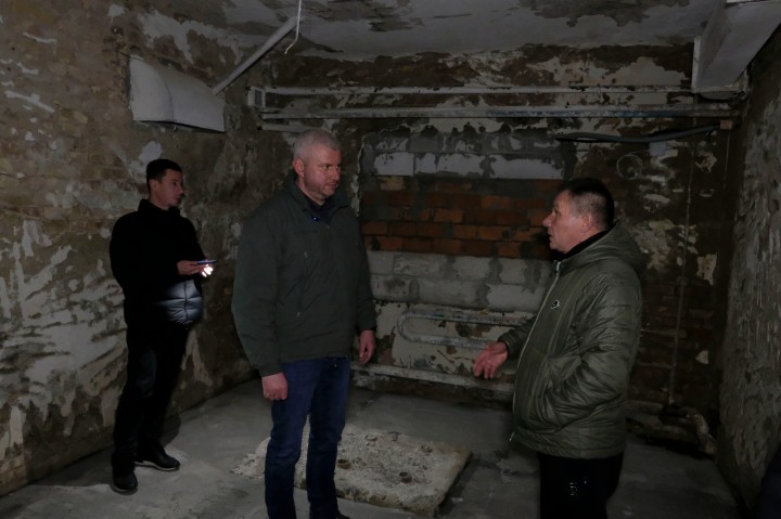 Продовжується системна перевірка стану укриттів у Солом’янському районі