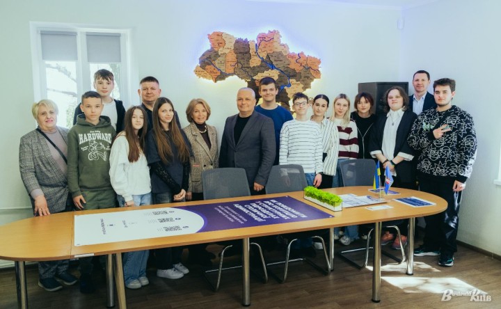 Формування культури доброчесності серед молоді – важлива складова запобігання корупції: Антикор Департамент провів День відкритих дверей для учнів і студентів