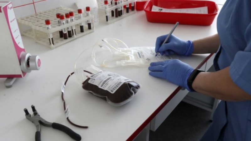 у лікарнях києва залишаються поранені після обстрілу: містян закликають здавати кров