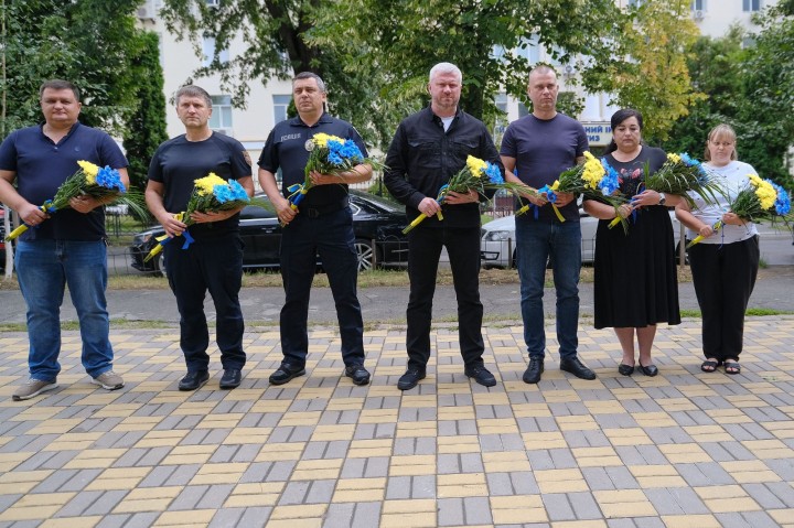 У Солом’янському районі вшанували пам’ять загиблих у російському полоні Захисників, Захисниць та цивільних