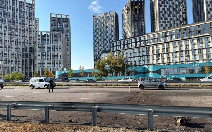 Дарниця знову під ворожою атакою: є постраждалі, серед них — дитина