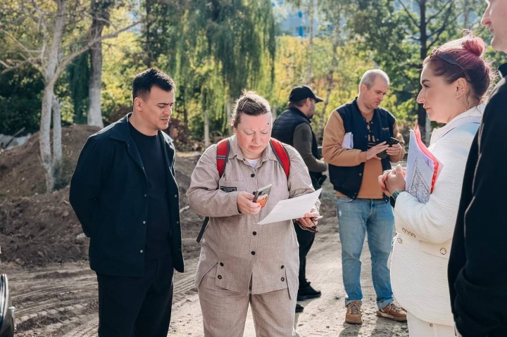 Голова Святошинської РДА Георгій Зантарая зустрівся з мешканцями району щодо будівництва житлового комплексу