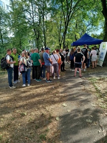 Волонтери підтримали мешканців та комунальників після ворожої атаки