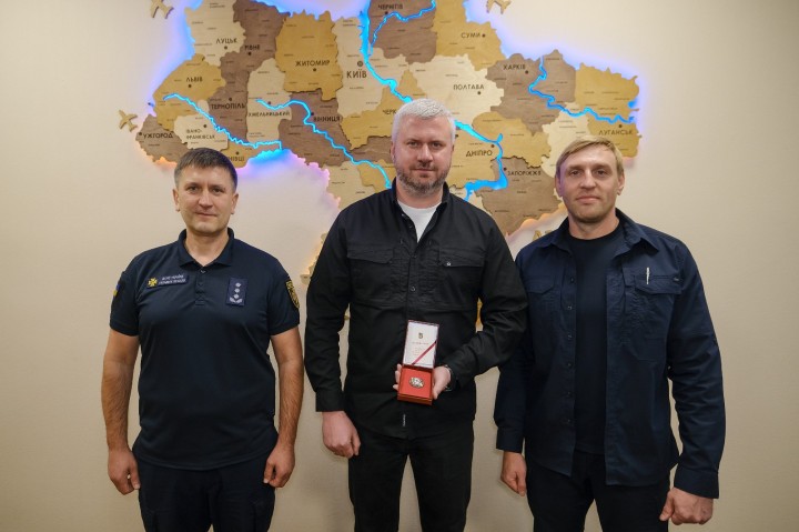 Голова Солом’янської РДА Сергій Мовенко отримав відзнаку ДСНС України «Знак Пошани»