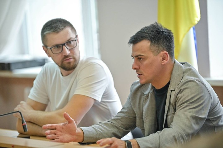 Голова Святошинської РДА Георгій Зантарая провів засідання оперативного штабу з підготовки Святошинського району до осінньо-зимового періоду 2026/2027