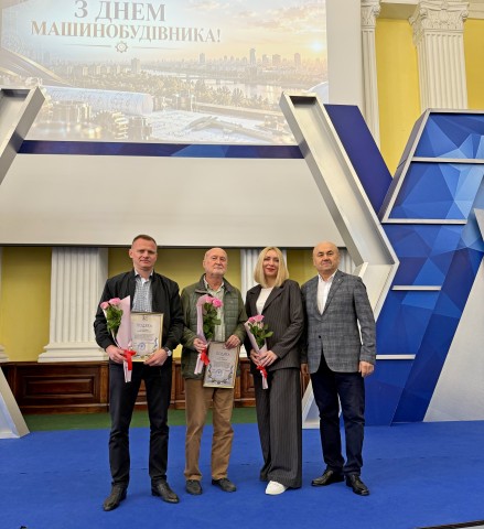 Машинобудівників Дніпровського району відзначено Подяками міської держадміністрації