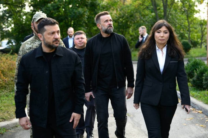 Сьогодні разом із Президентом України Володимир Зеленський відвідали пологовий будинок у Подільському районі, який постраждав унаслідок російської балістичної атаки в ніч із 23 на 24 вересня