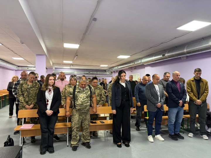 Сила України - у її захисниках. Пам’ять - у наших серцях. Єдність - у наших діях.
