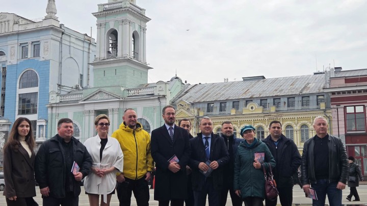 У Києві відкрили інформаційні стенди про історію грецької громади та втрачену церкву Святої Катерини