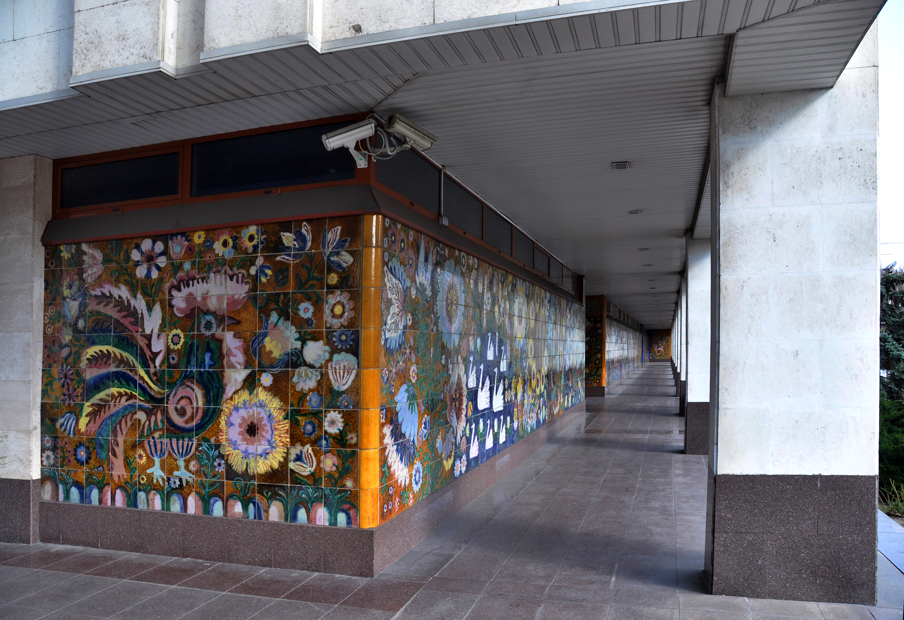 The ensemble of ceramic panels on the exterior of the House of National Creative Teams of Ukraine
