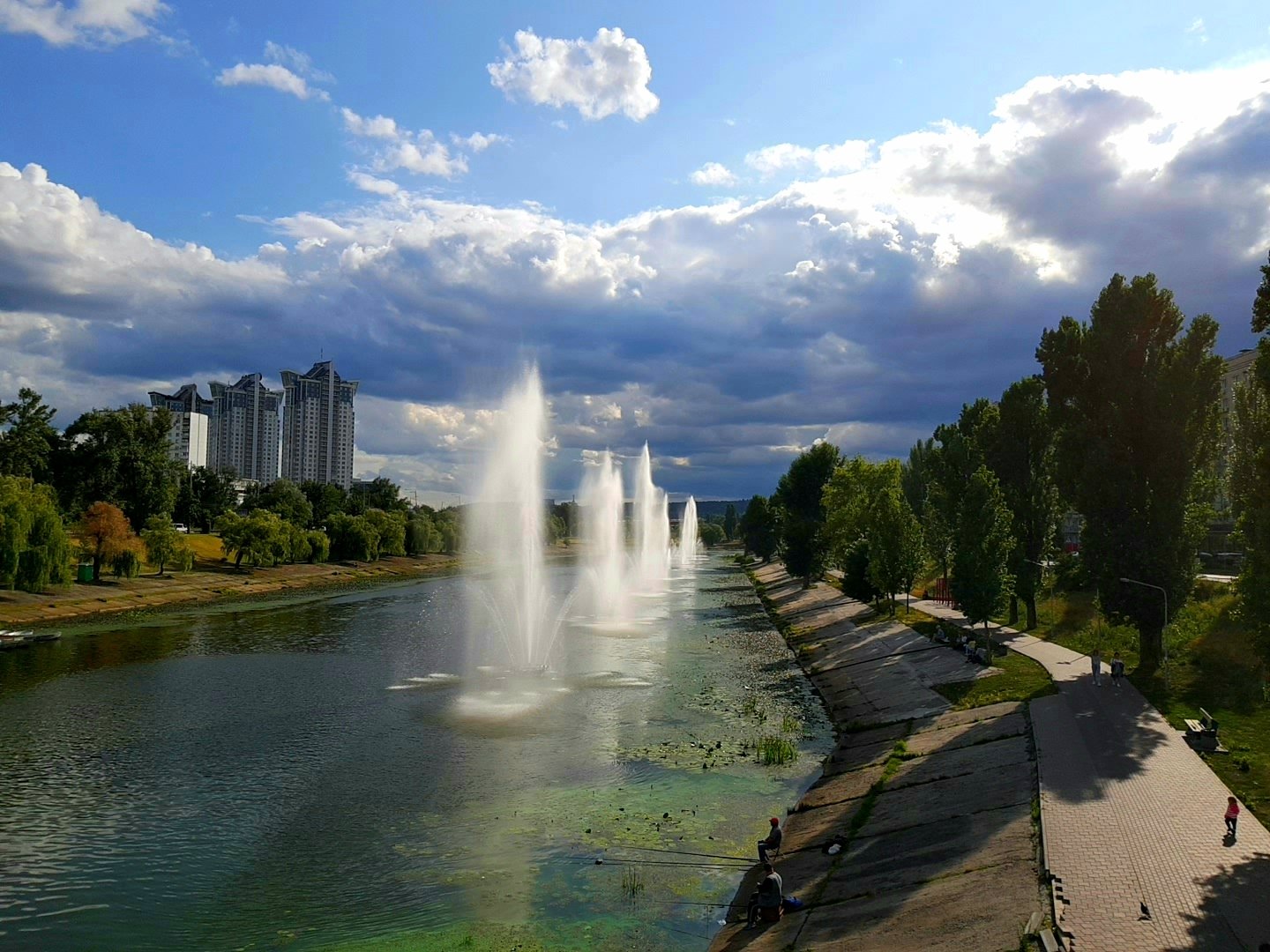Rusaniv fountains